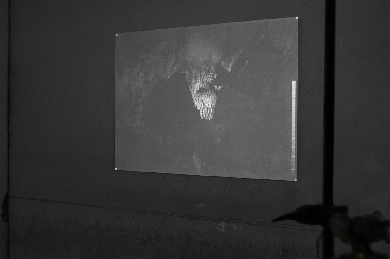 Cavernas III, 2013, 120x90xcm, Photography, UV inkjet on reflective film on aluminum